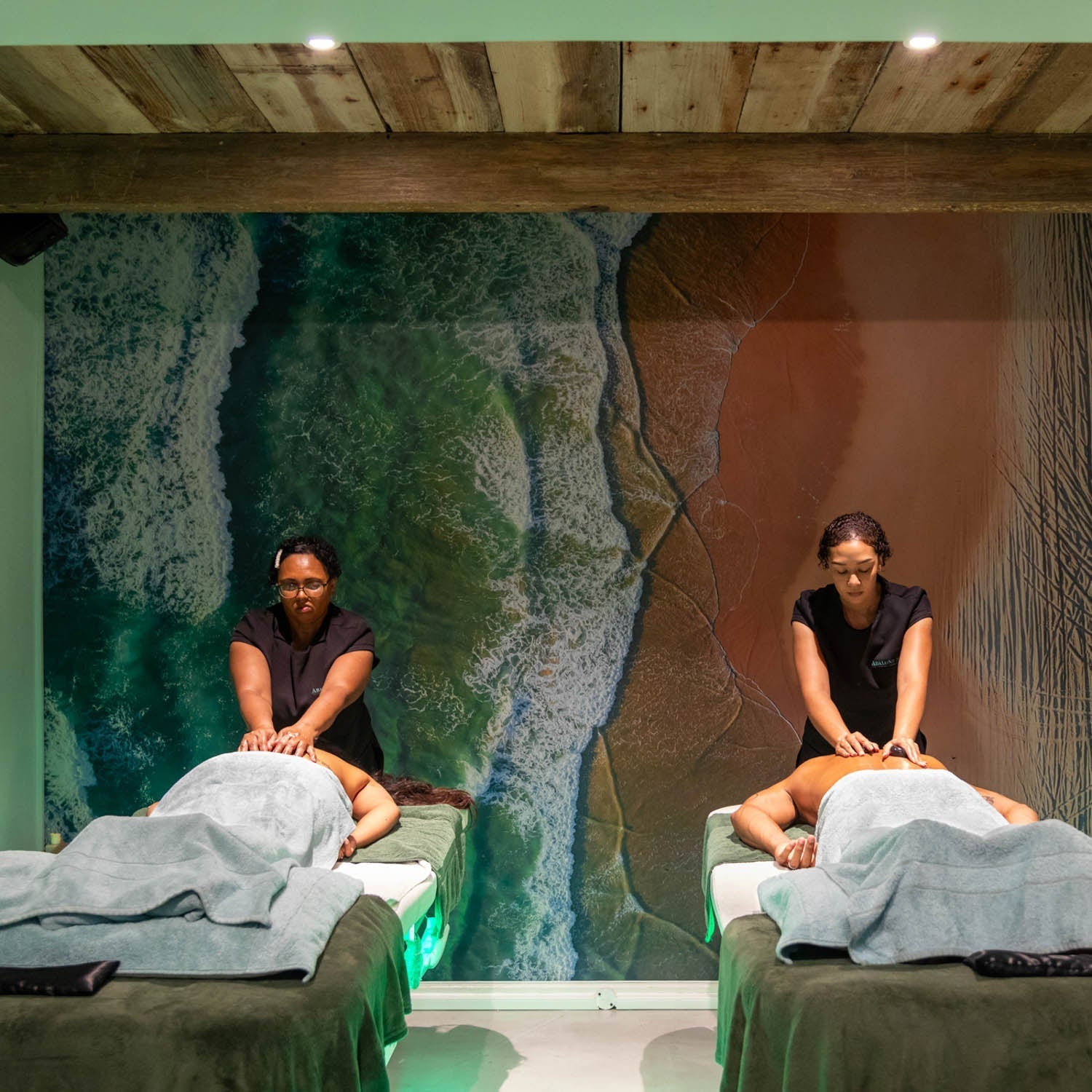 The Signature Spa Day Edit: Luxury Treatments to Pair With Immaculate Nails