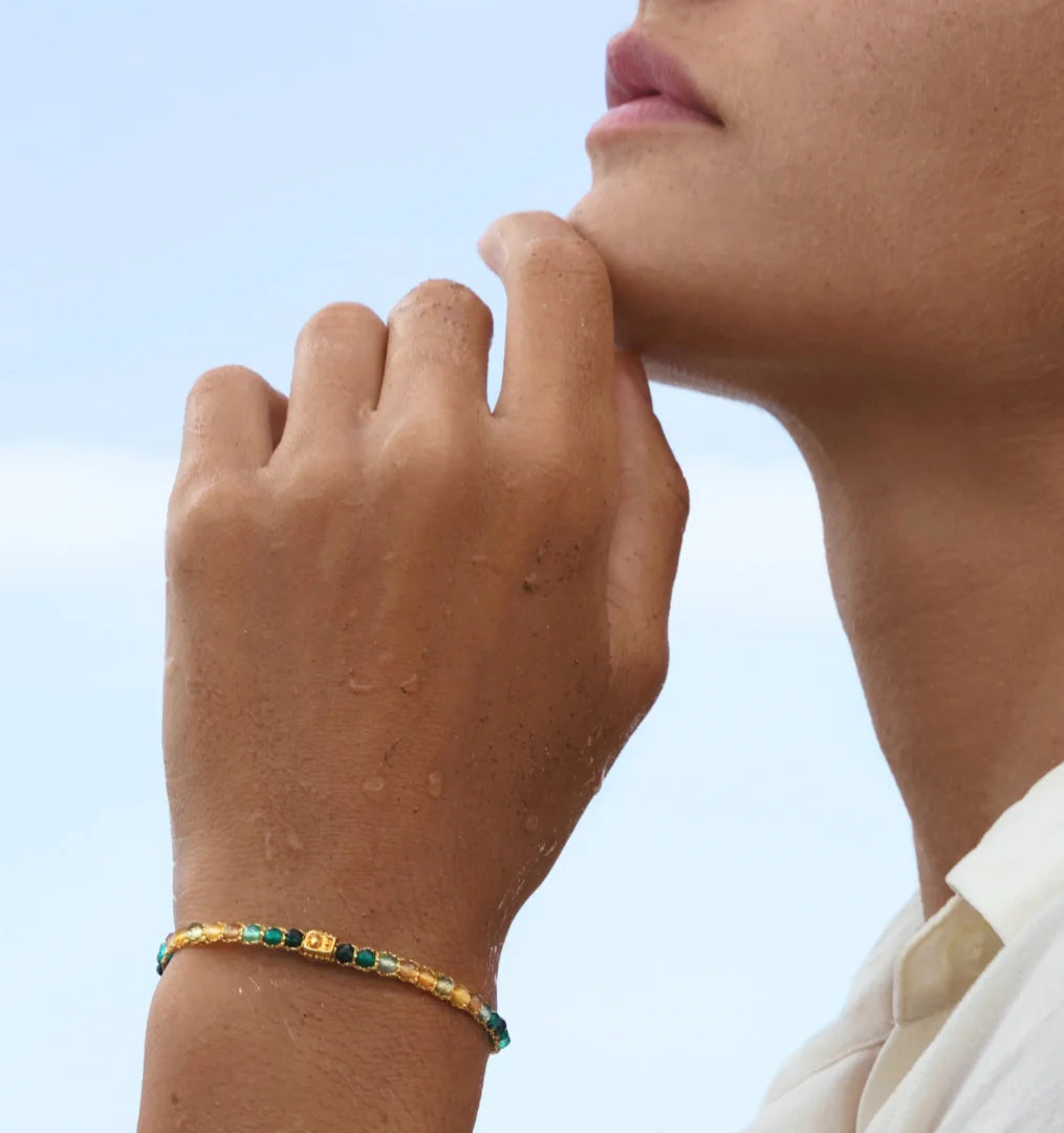 Earth Bracelet Gold