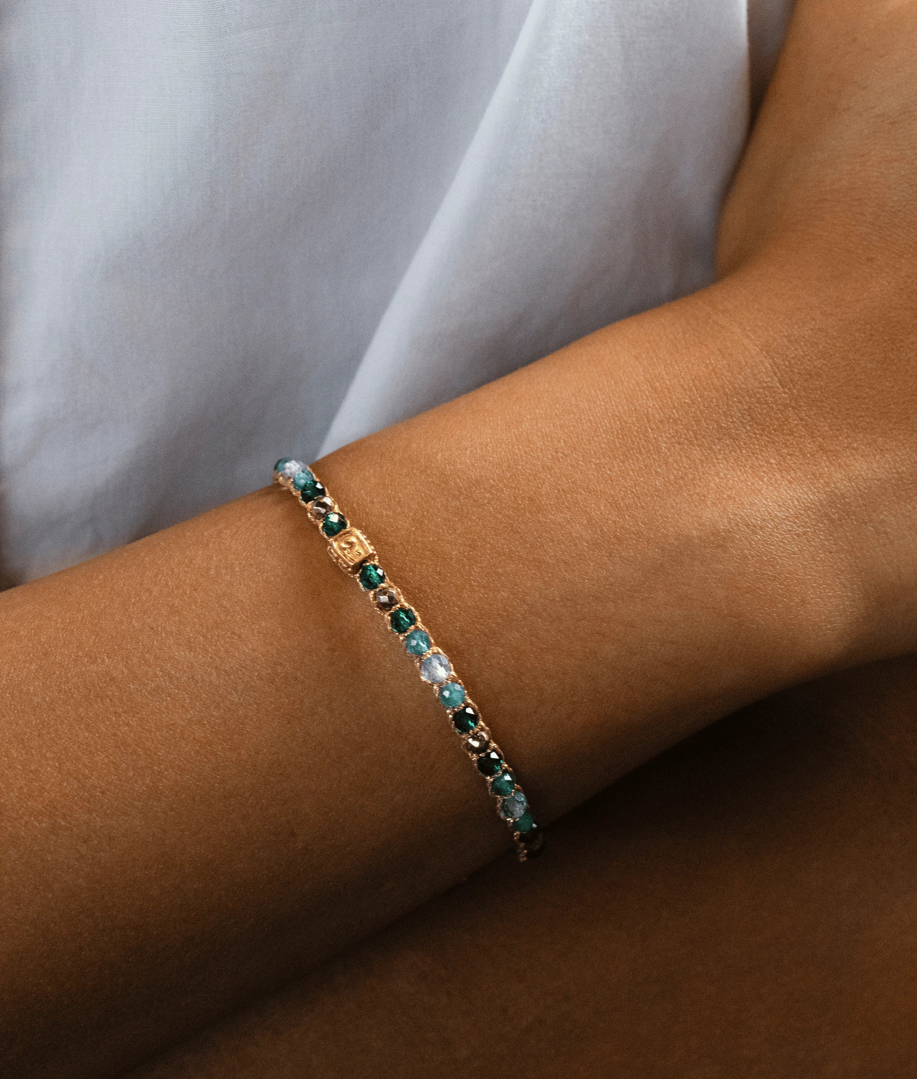 Adventurous Bracelet Gold