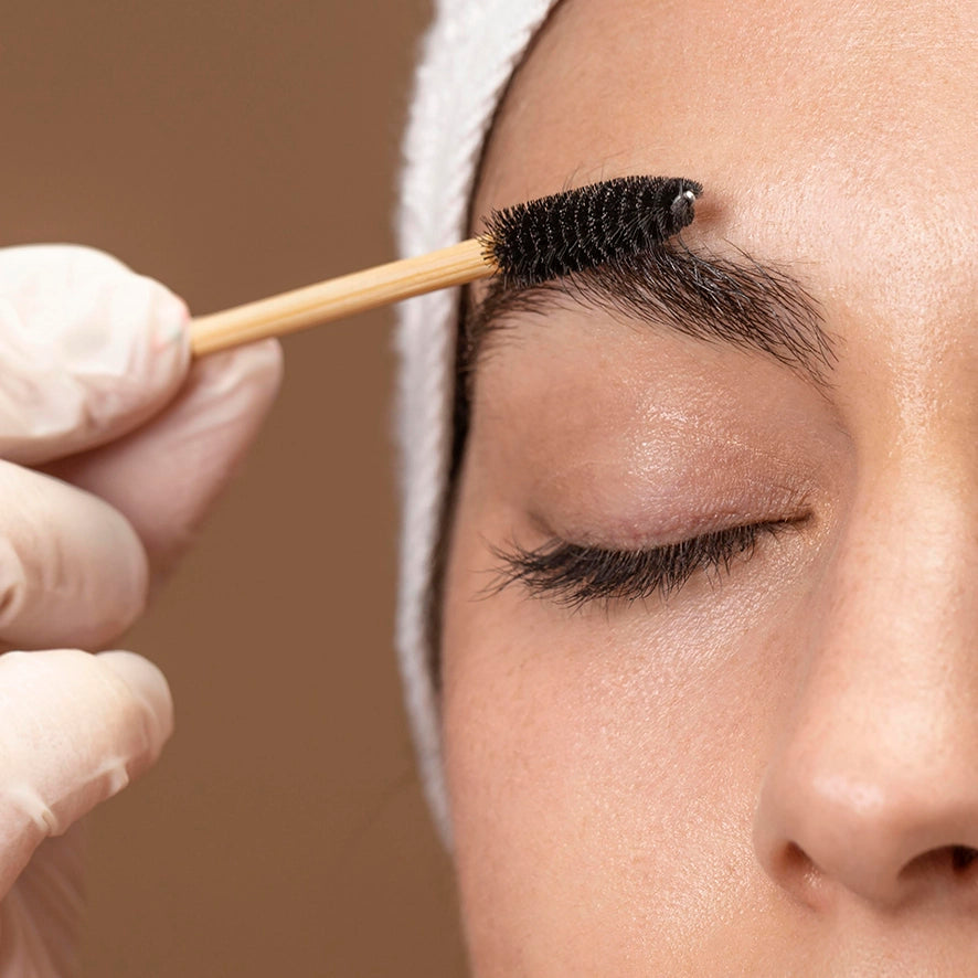Brow - Shaping & Tinting